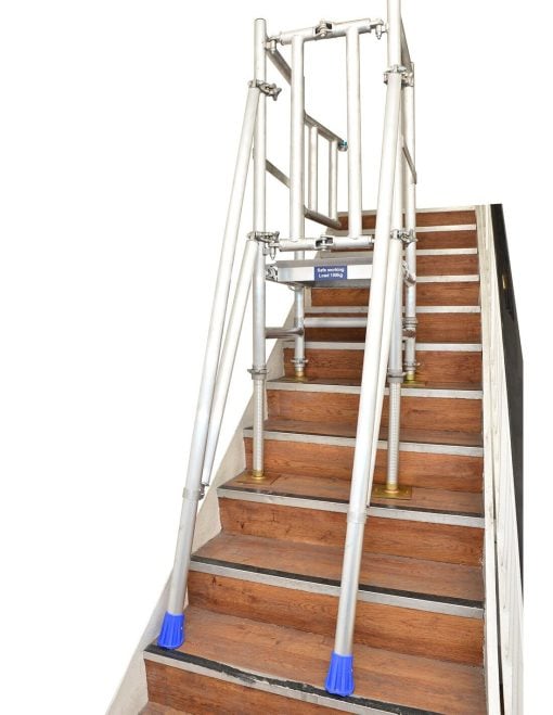 No-slip adjustable footplates secure the base of the tower, and with a platform length of 1800mm.