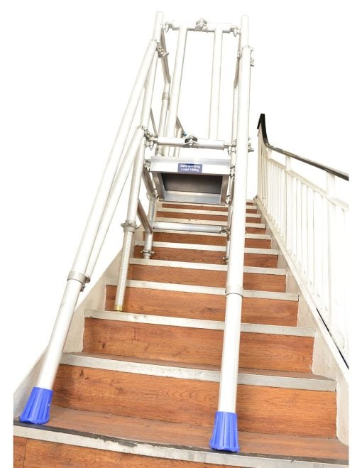 No-slip adjustable footplates secure the base of the tower, and with a platform length of 1800mm.
